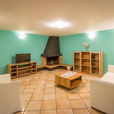 Apartment Mint *